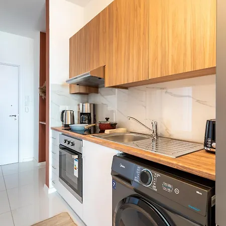 Arion 1-Bedroom Apartment In Larnaca Exterior photo